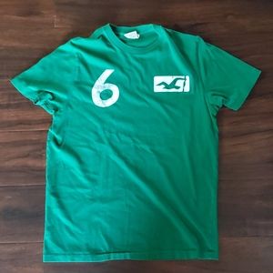 Hollister t shirt